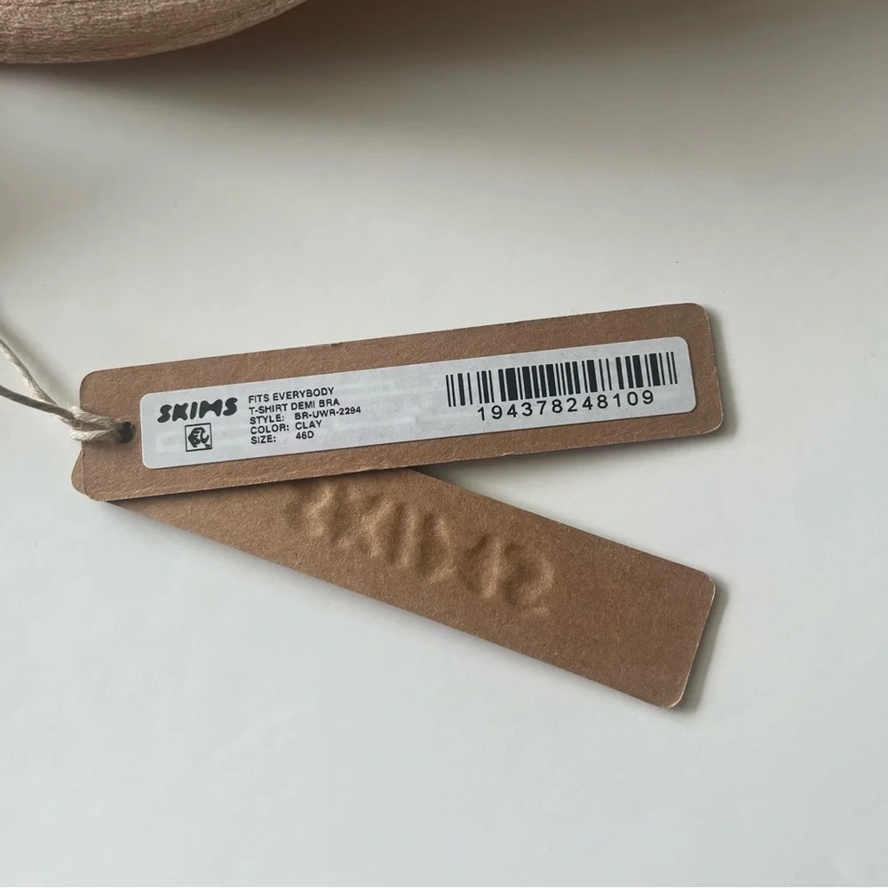 NWT SKIMS Fits Everybody T-Shirt Demi Bra Women’s 46D Clay Underwire Adjustable - Picture 8 of 8